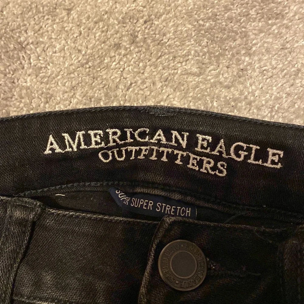 American Eagle Jeans - Picture 2 of 6